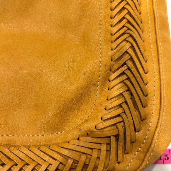 Jen & Co Vegan Leather Conceal Carry Shoulder Bag In Mustard(minor flaws)see pic - Picture 10 of 13